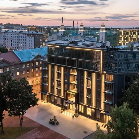 Bob W Centre - Ambassador Apartamento Tallin