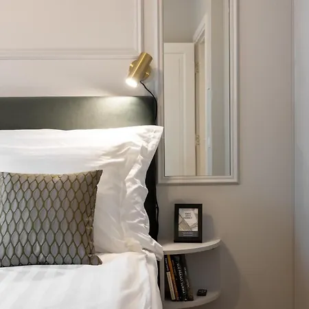 Bob W Centre - Ambassador Tallin