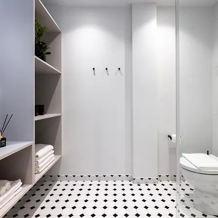 Bob W Centre - Ambassador * Reval