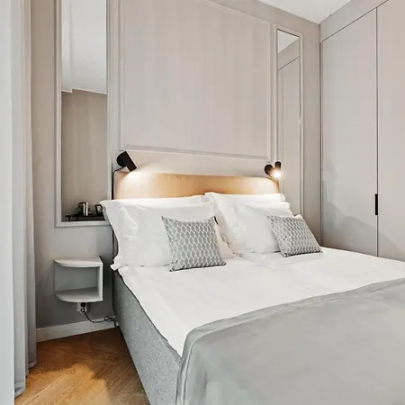 Bob W Centre - Ambassador Apartamento Tallin