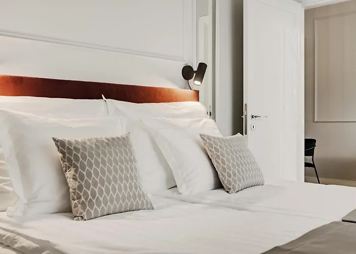 Bob W Centre - Ambassador * Tallin